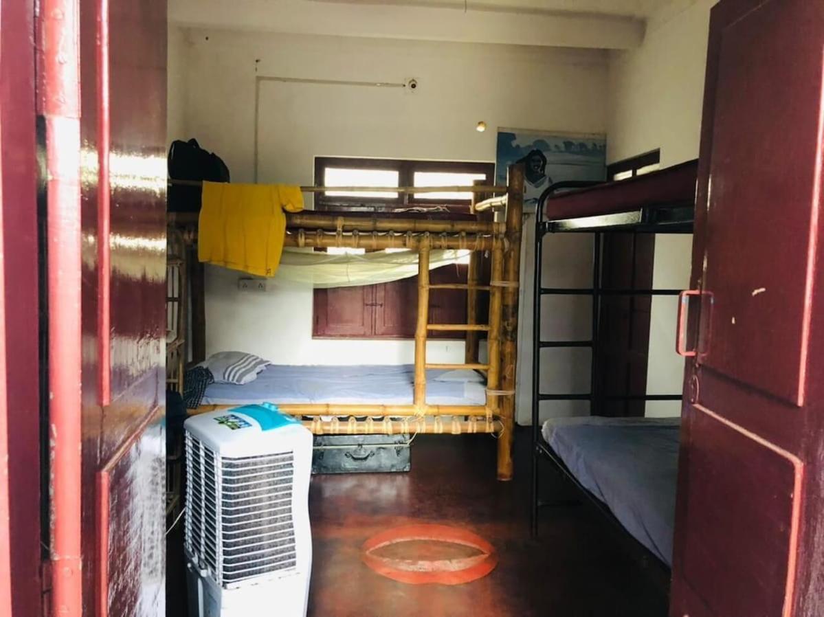 Gurukulam Hostel Puducherry Eksteriør billede