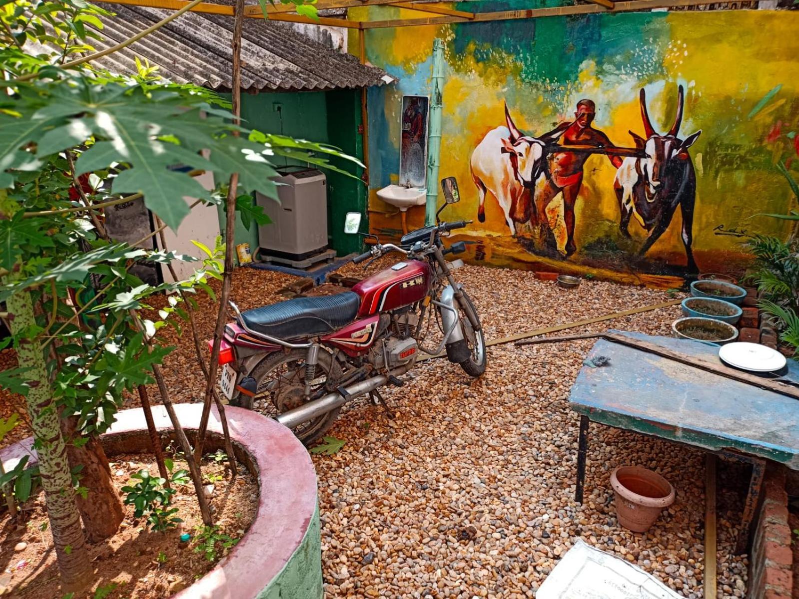 Gurukulam Hostel Puducherry Eksteriør billede