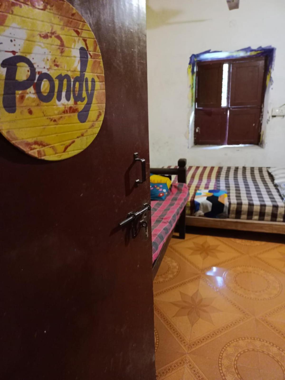 Gurukulam Hostel Puducherry Eksteriør billede